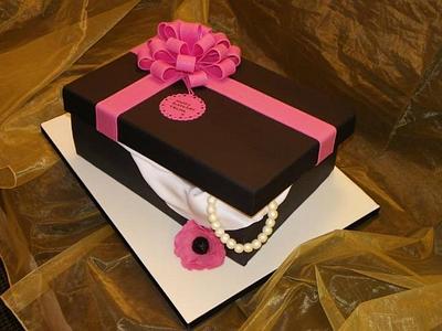 Gift Box - Cake by Kazmick