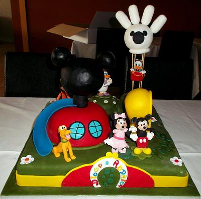 Mickey Mouse Clubhouse - Cake by Gulodoces