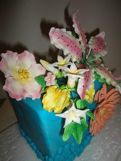 Sugar Flowers - Cake by NacaDea