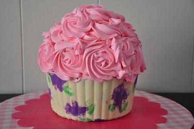 Printed Cupcake Cake - Cake by Donna