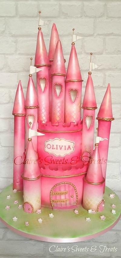 Princess castle 2 - Cake by clairessweets