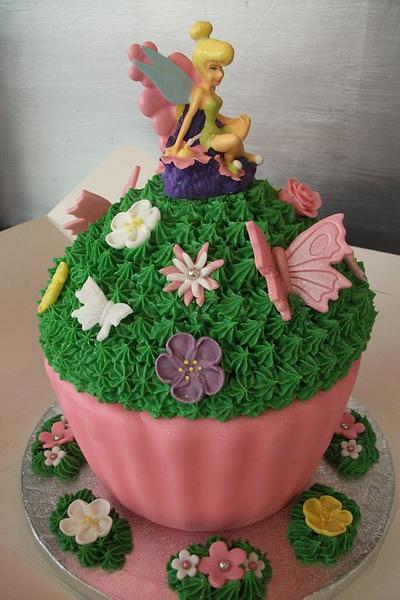 Tinkerbell Giant Cupcake - Cake by Lyndsey Statham