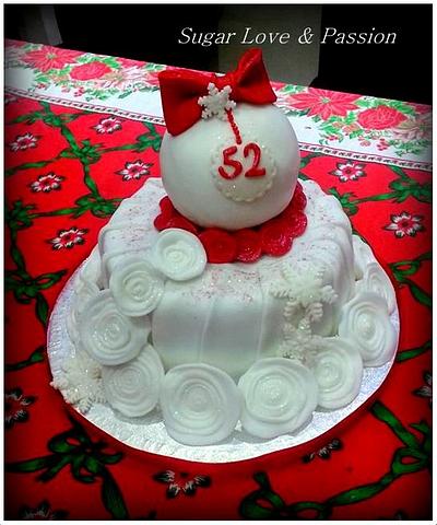 White roses and snow cake - Cake by Mary Ciaramella (Sugar Love & Passion)