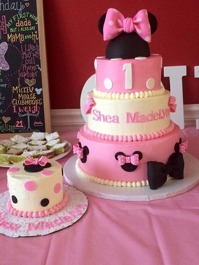 minnie mouse cake - Cake by the cake outfitter
