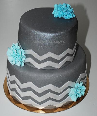silver blue cake - Cake by katarina139