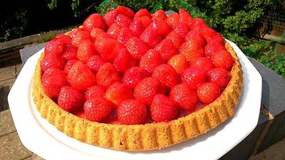 German Strawberry Tart - Cake by Doro