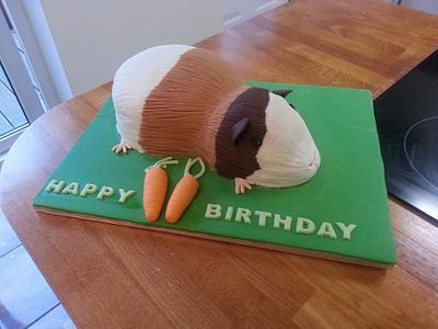 Giant Guinea Pig! - Cake by Rachel Nickson