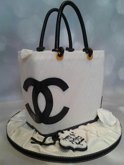 Chanel Handbag - Cake by Gardner Cakes