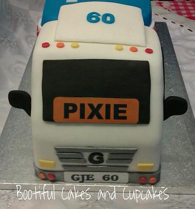 20" lorry cake  - Cake by bootifulcakes