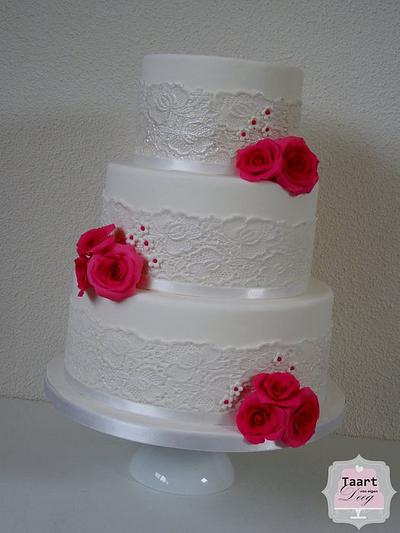 Romantic Weddingcake - Cake by Taart van eigen Deeg