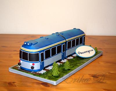 train - Cake by Derika