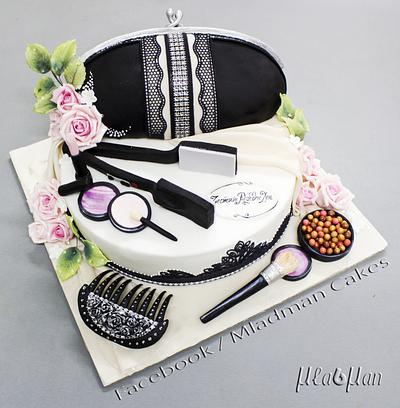 Shik Lady Cake - Cake by MLADMAN