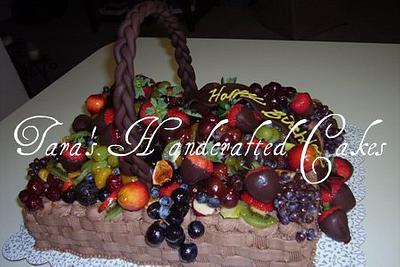 Fruit basket - Cake by Taras Handcrafted Cakes