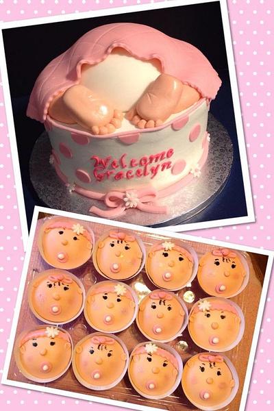 Baby Rump Cake & Baby Face Cupcakes - Cake by Tracy's Custom Cakery LLC
