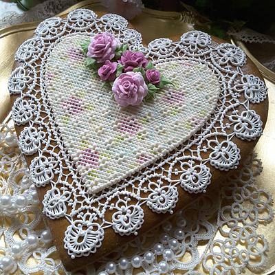 A grandmother's heart  - Cake by Teri Pringle Wood
