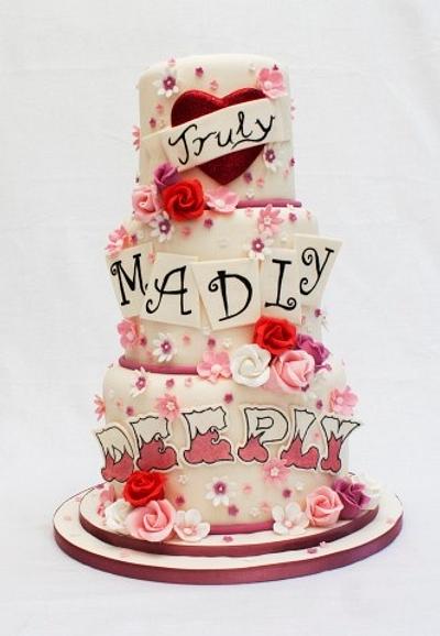 Truly Madly Deeply - Cake by cakesbyleni