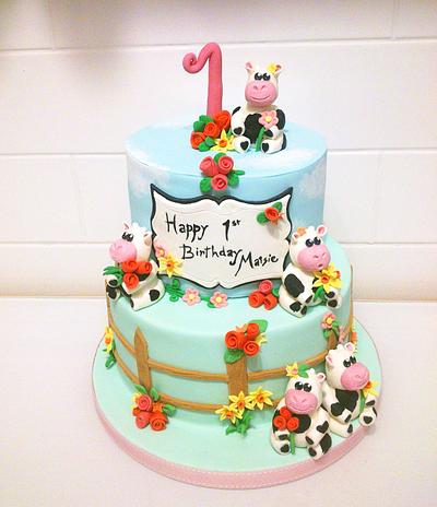 Moo Cow Cake - Cake by Danielle Lainton