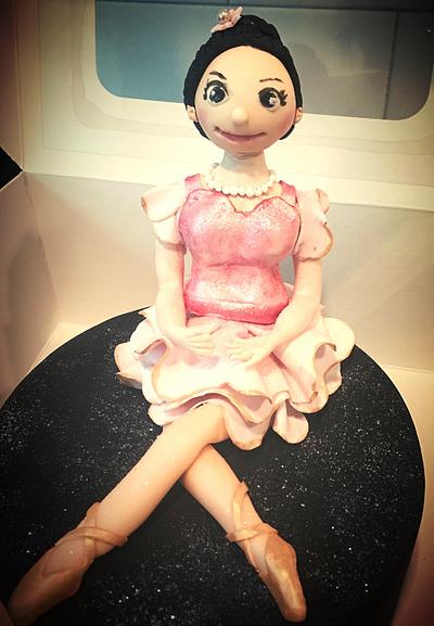 Ballerina  - Cake by Mira