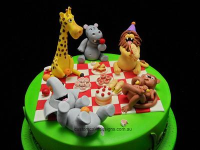 Jungle Birthday Picnic - Cake by Custom Cake Designs