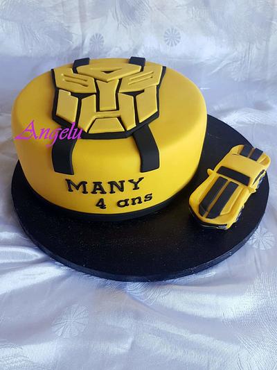 Transformers Bumblebee cake - Cake by Angelu