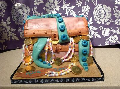 Treasure chest cake - Cake by Samantha Dean