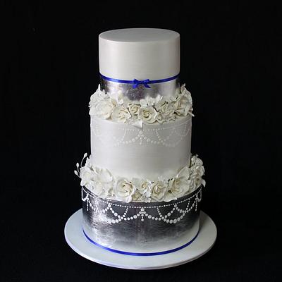 Wedding Cake - Cake by Jayne Baratta