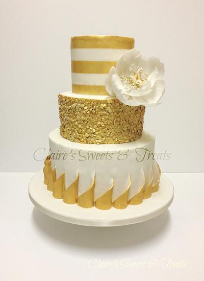 Sequins and Pleats - Cake by clairessweets