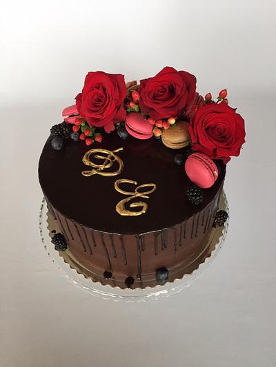Drip cake with roses - Cake by Layla A