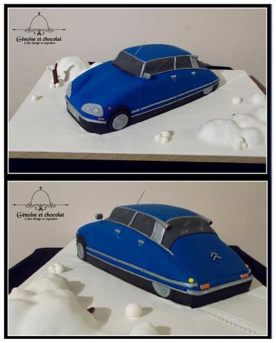 Citroën DS car - Cake by Génoise et chocolat