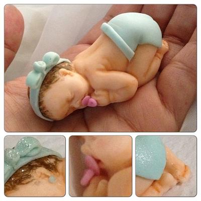 Fondant Baby - Cake by TheCake by Mildred