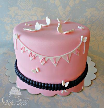 Welcome baby girl !! - Cake by Cake Sweet Cake By Tara