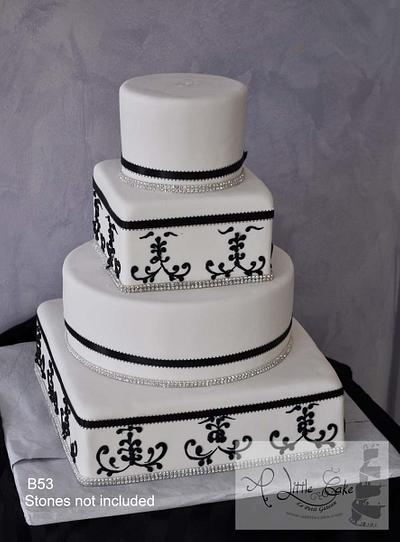 Fondant Wedding Cake - Cake by Leo Sciancalepore