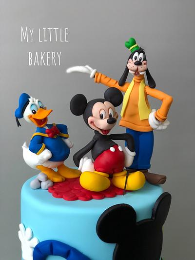 Mickey mouse and the friends  - Cake by Sandra Draskovic