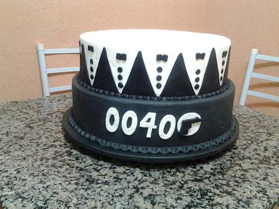 James Bond - Cake by claudia borges