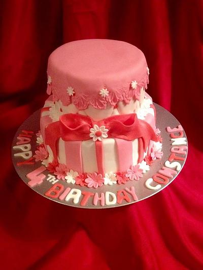 pink  and  white - Cake by Cakes by Biliana