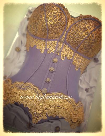 Purple with golden lace corset cake - Cake by KimsSweetyCakes