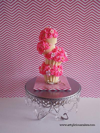 Multi tier midi cupcakes - Cake by iriene wang