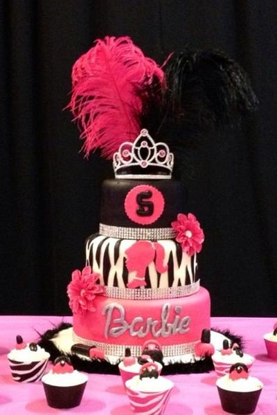 Barbie cake - Cake by Ashleylavonda