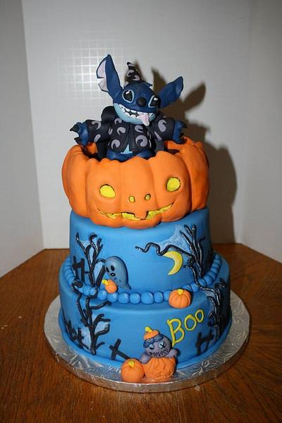 Halloween Stitch - Cake by Miranda