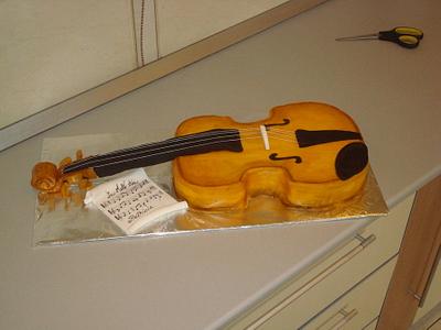 Violin cake - Cake by octavia