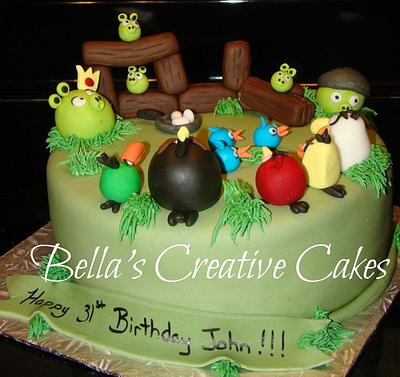 Angry Birds - Cake by Bela
