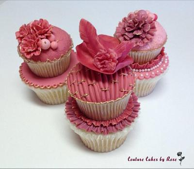 My Old Rose Valentine - Cake by couturecakesbyrose