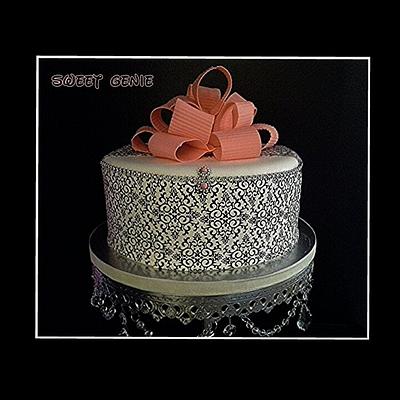 Damask Gift box cake - Cake by Comfort