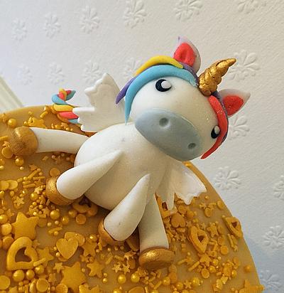 Baby unicorn cake  - Cake by Dawn Wells