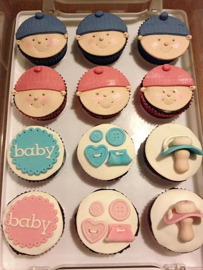 Sweet little baby cakes - Cake by Lesley