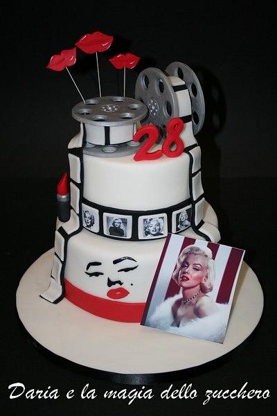 Marilyn Monroe cake - Cake by Daria Albanese