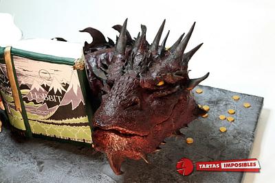 Lord Smaug: I am fire, I am death - Cake by Tartas Imposibles