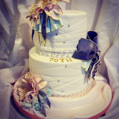 Ladies 70th Birthday cake - Cake by Dee