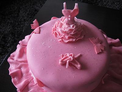 The lost Ballerina! - Cake by Sugar&Spice by NA