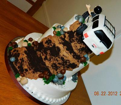 Three tier JEEP cake - Cake by Maureen